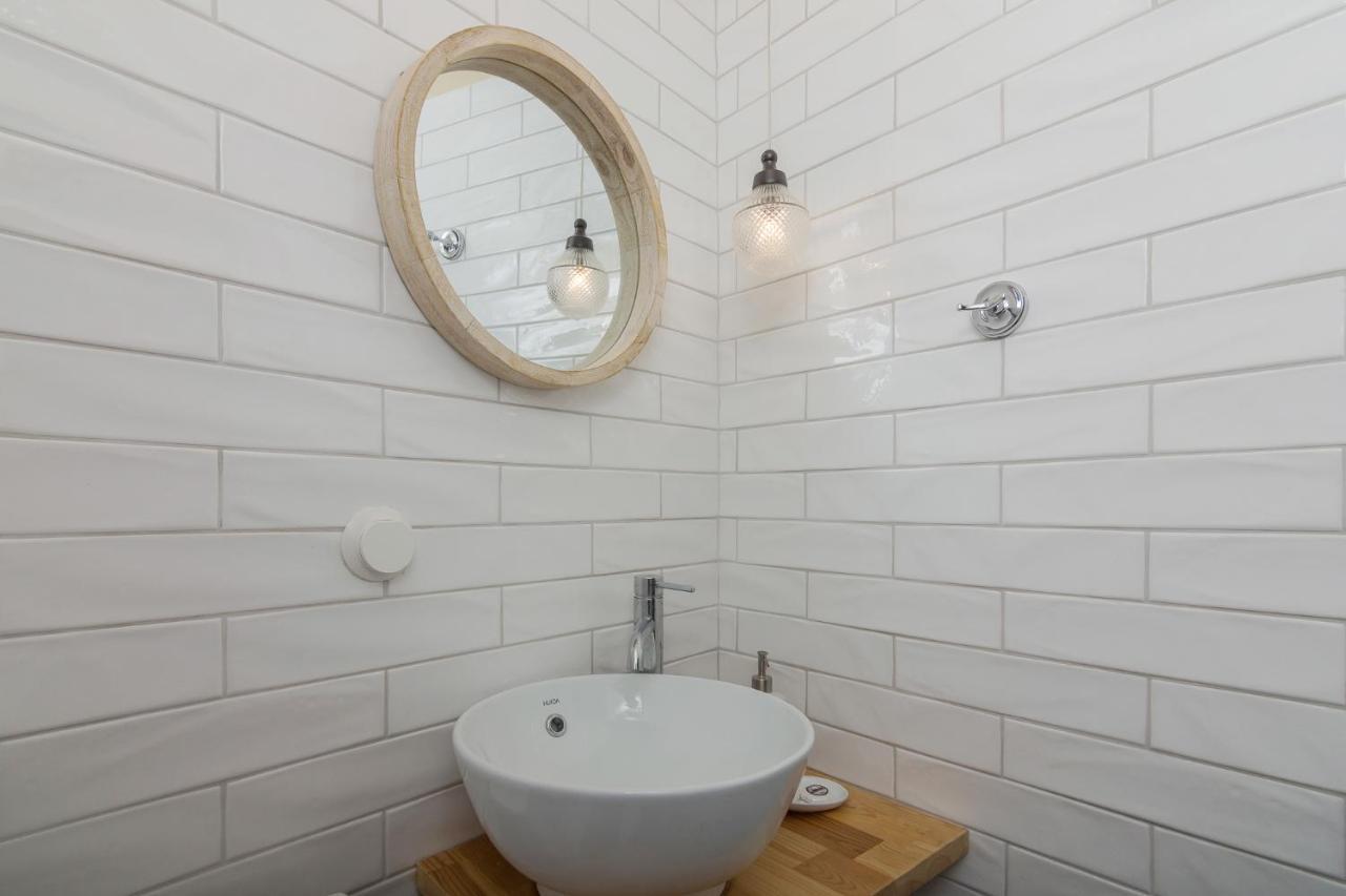 شقة أثينا  في Vintage Loft Α In Monastiraki المظهر الخارجي الصورة